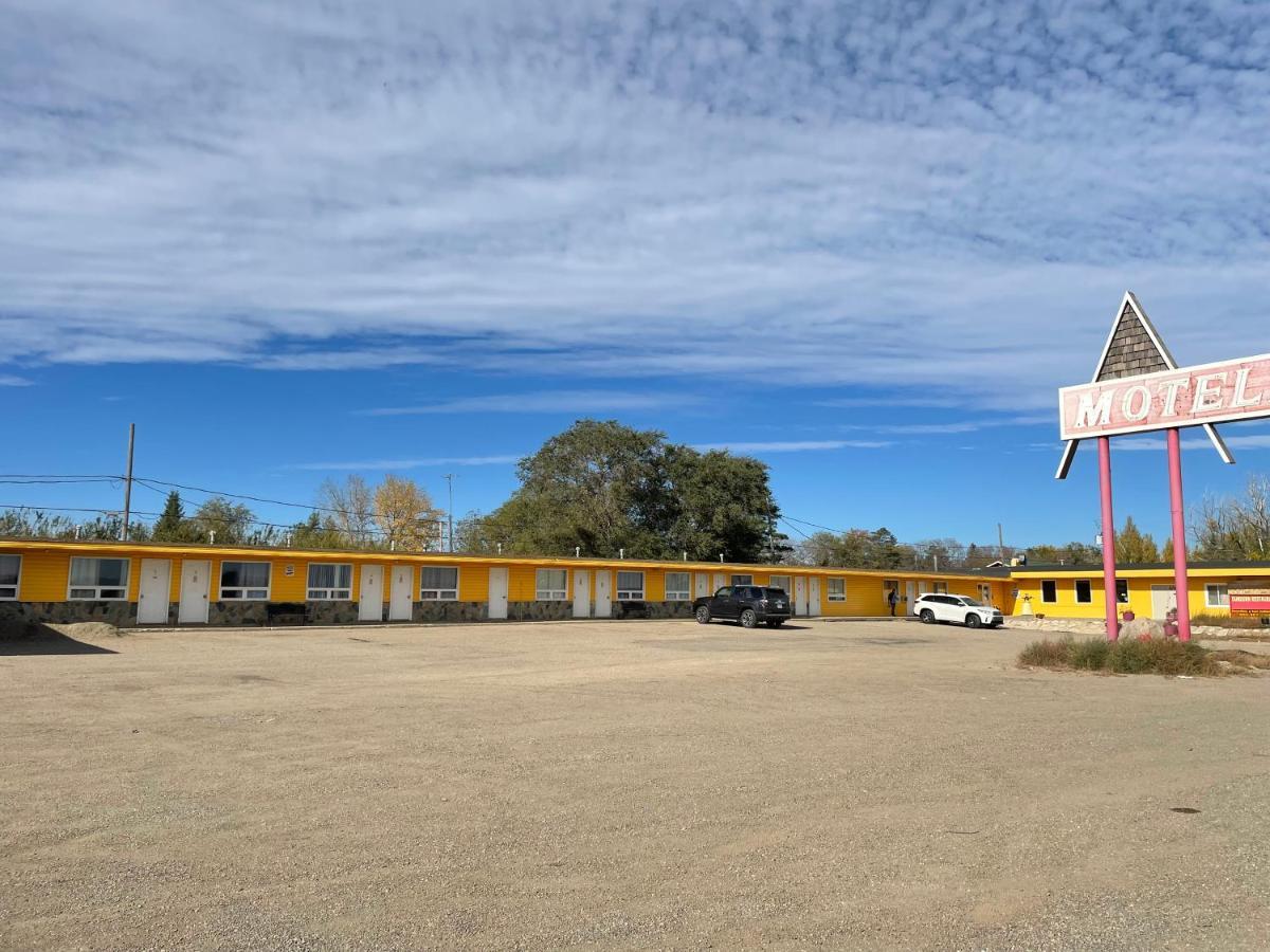 Dundurn Motel Exterior foto